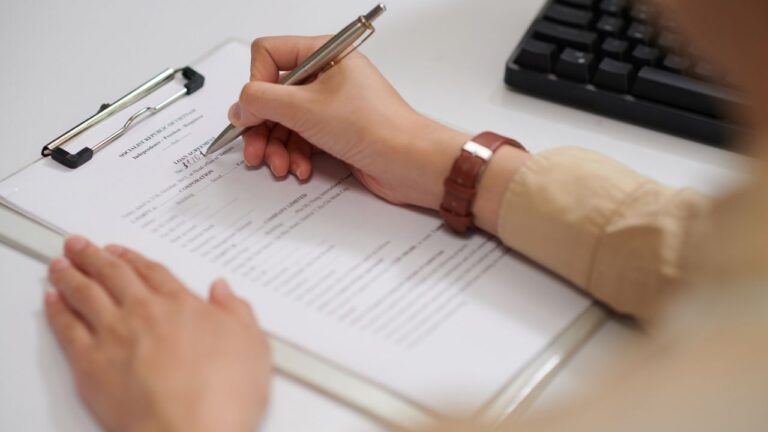 Jak sprawdzić, czy umowa kredytu CHF ma klauzule abuzywne?